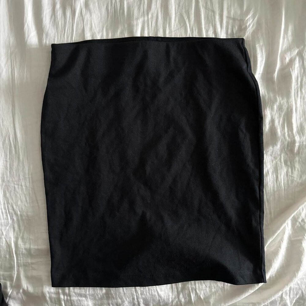 Old navy black mini/midi skirt
